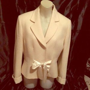 Tahiti Arthur s Levine cream blazer
